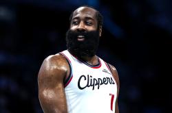 九游体育- 主角和科比打球的小说 